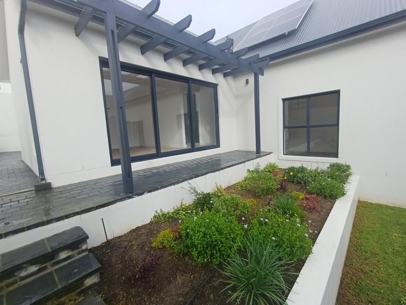 4 Bedroom Property for Sale in Mount Royal Golf Estate Western Cape